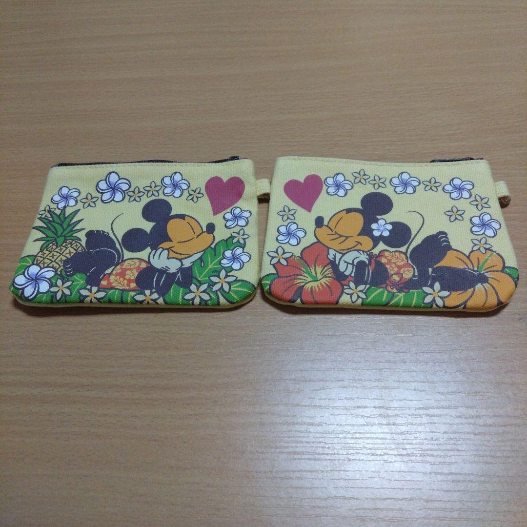 ディズニー　ミッキー＆ミニー小物入れ　ミニポーチ。