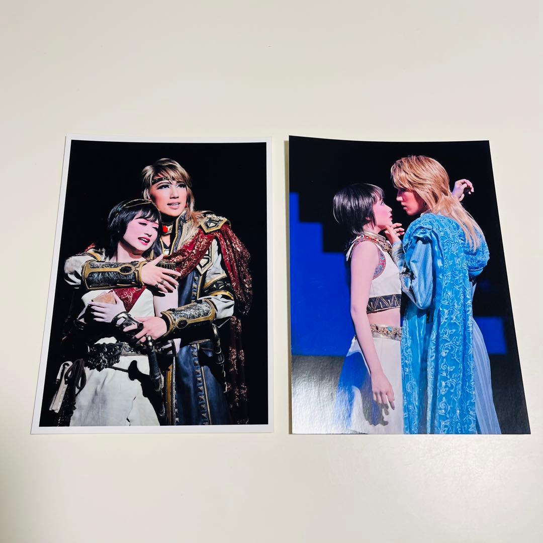 天は赤い河のほとり　2L版舞台写真2枚セット　真風涼帆　星風まどか