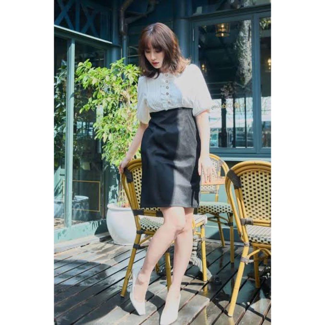 新品Herlipto ワンピース