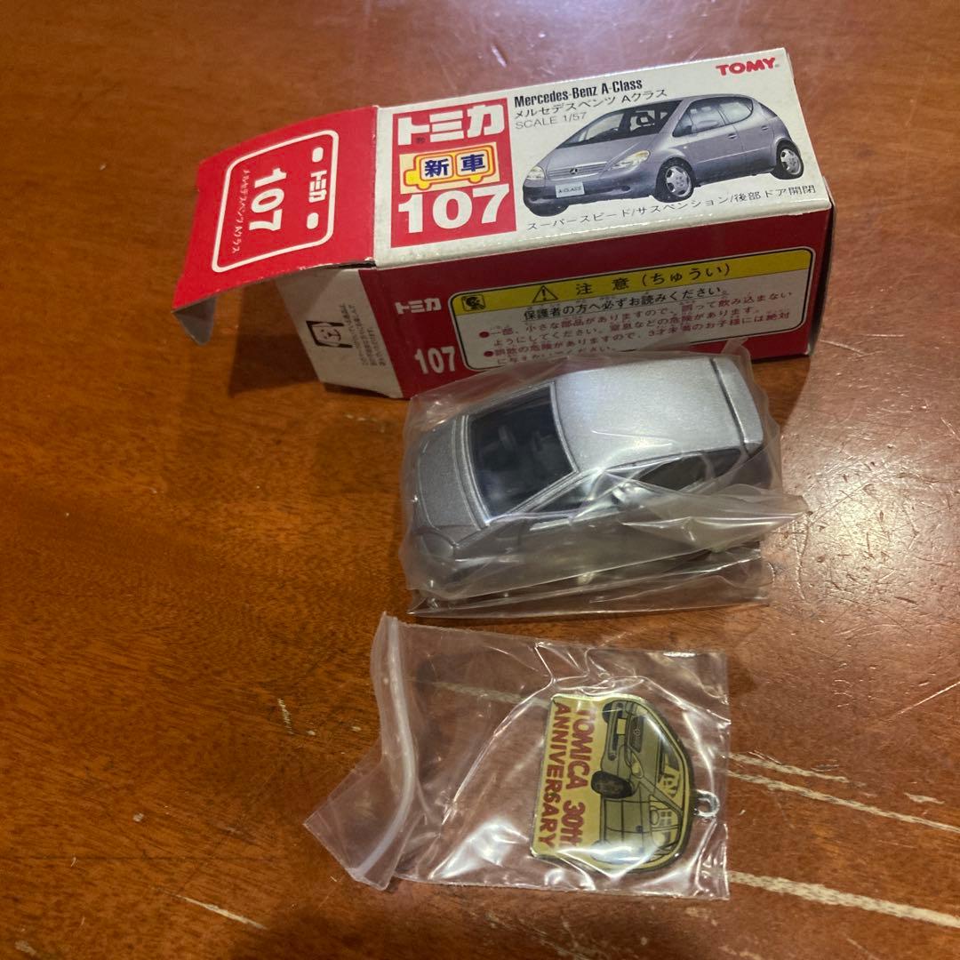 169 トミカ no107 メルセデスベンツ　Aクラス　メタルバッチ付き　新車