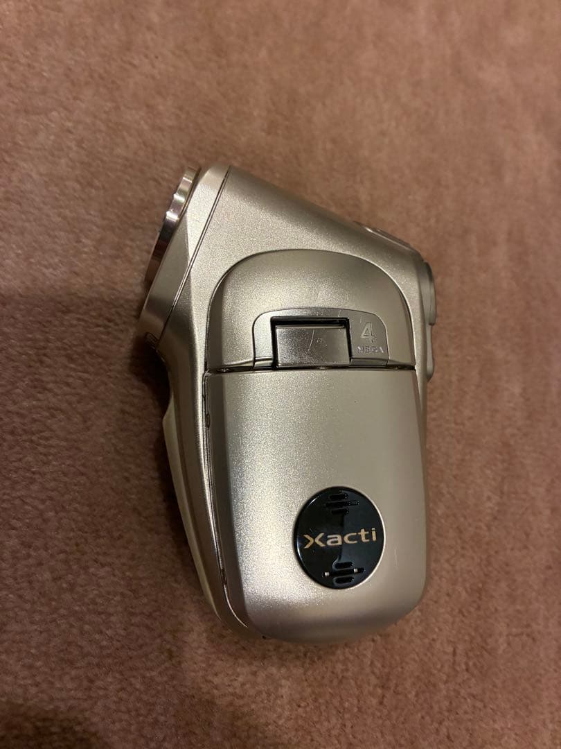 Xacti C1 CCD コンデジ カメラ シルバー