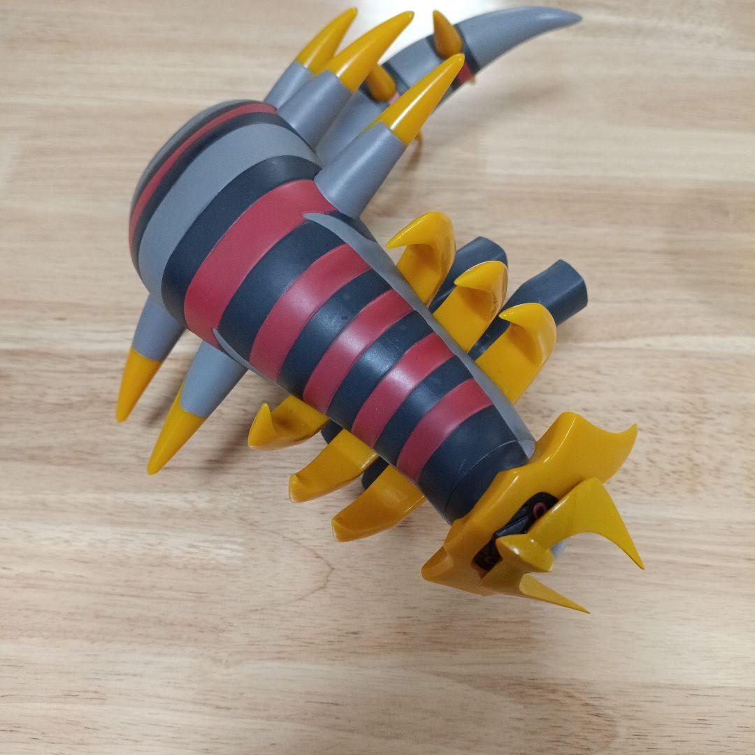 ギラティナ　大きい フィギュア 2008年製　ポケモンポケモン／ポケットモンスター;整体状态不佳