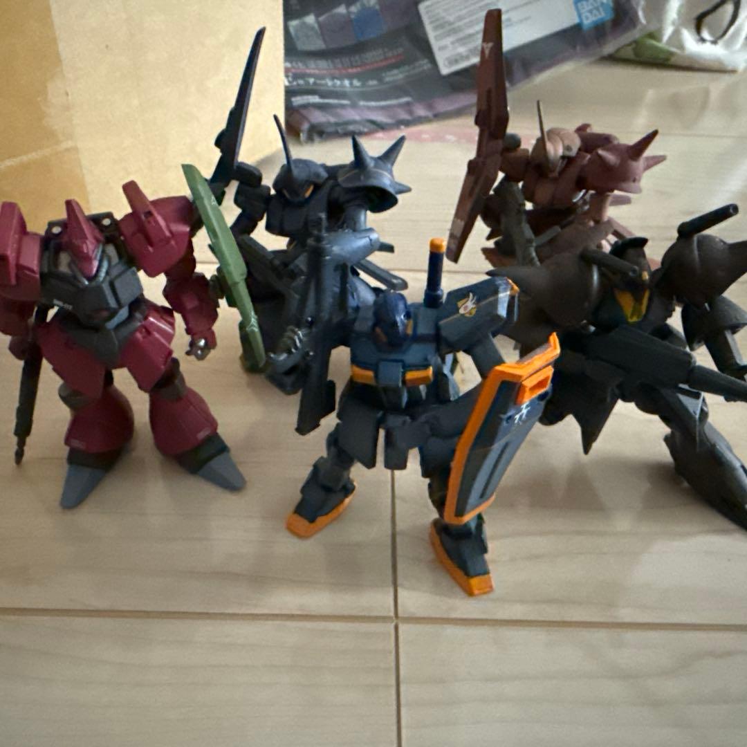 FW ガンダムアルティメットオペレーション　34体セットキドウセンシガンダム;有损伤或污渍