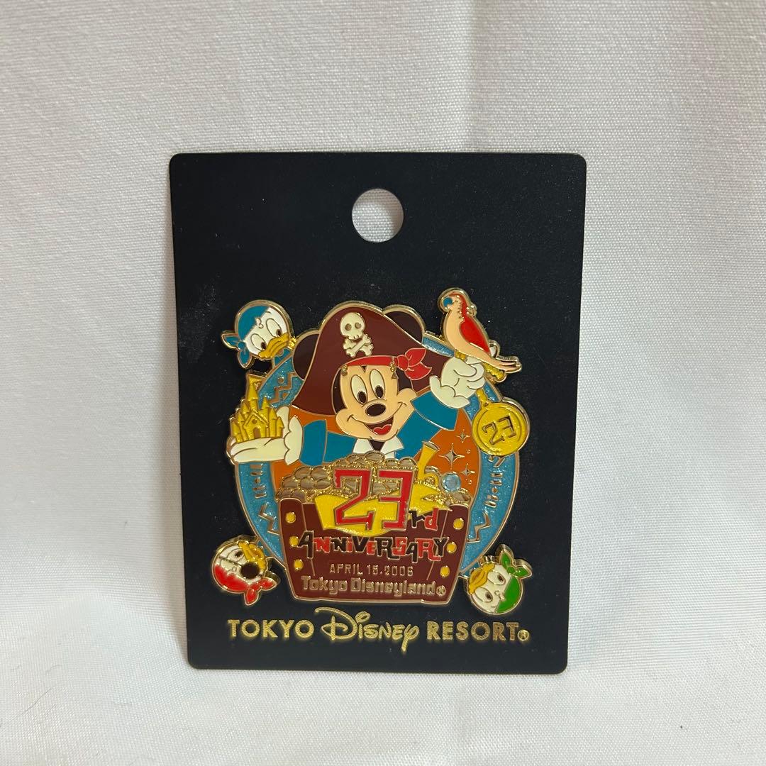 東京ディズニーランド　23周年　ピンバッジ　ミッキー　パイレーツ