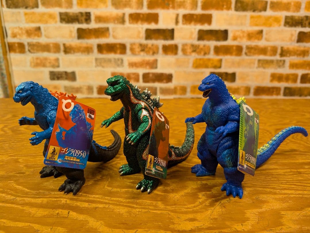 ゴジラ　フィギュア　ムービーモンスター　ゴジラアート展　3体セットBANDAI;未使用