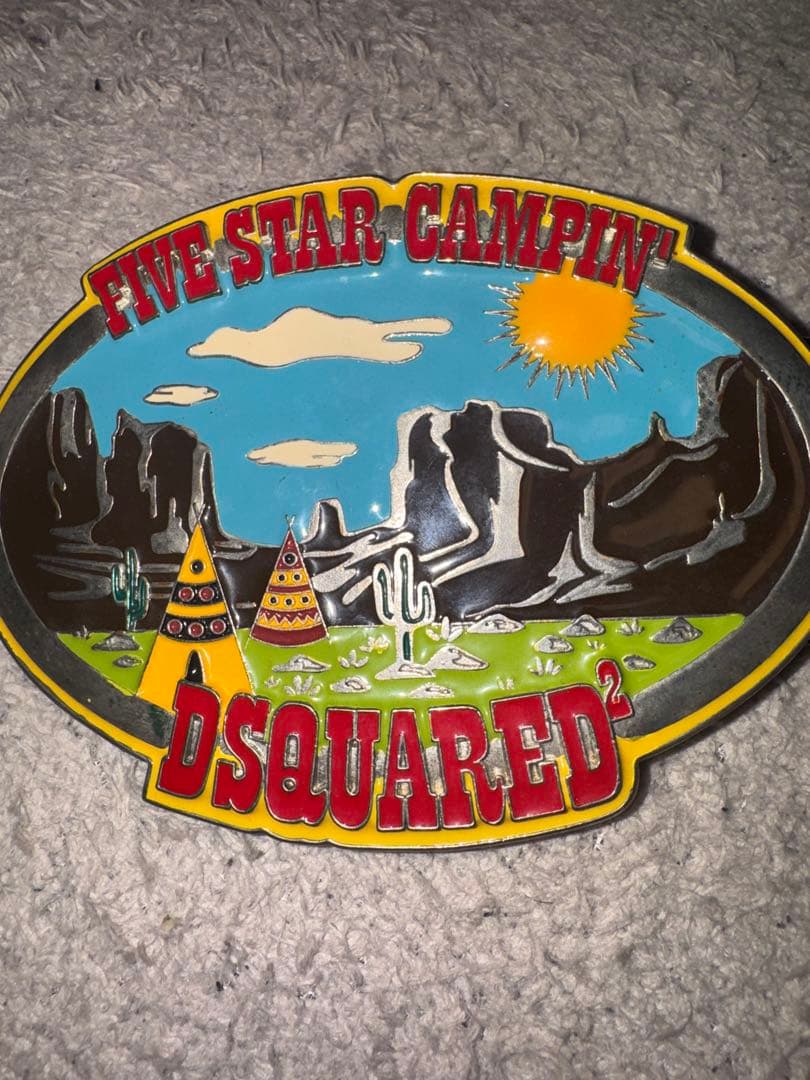 DSQUARED² ファイブスターキャンプ ベルト没有明显的损伤或污渍