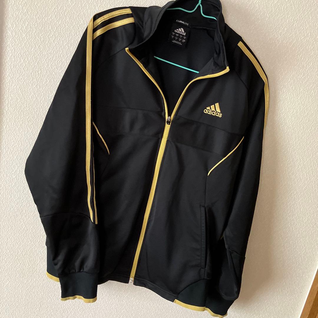 アディダス　ジャージ上着