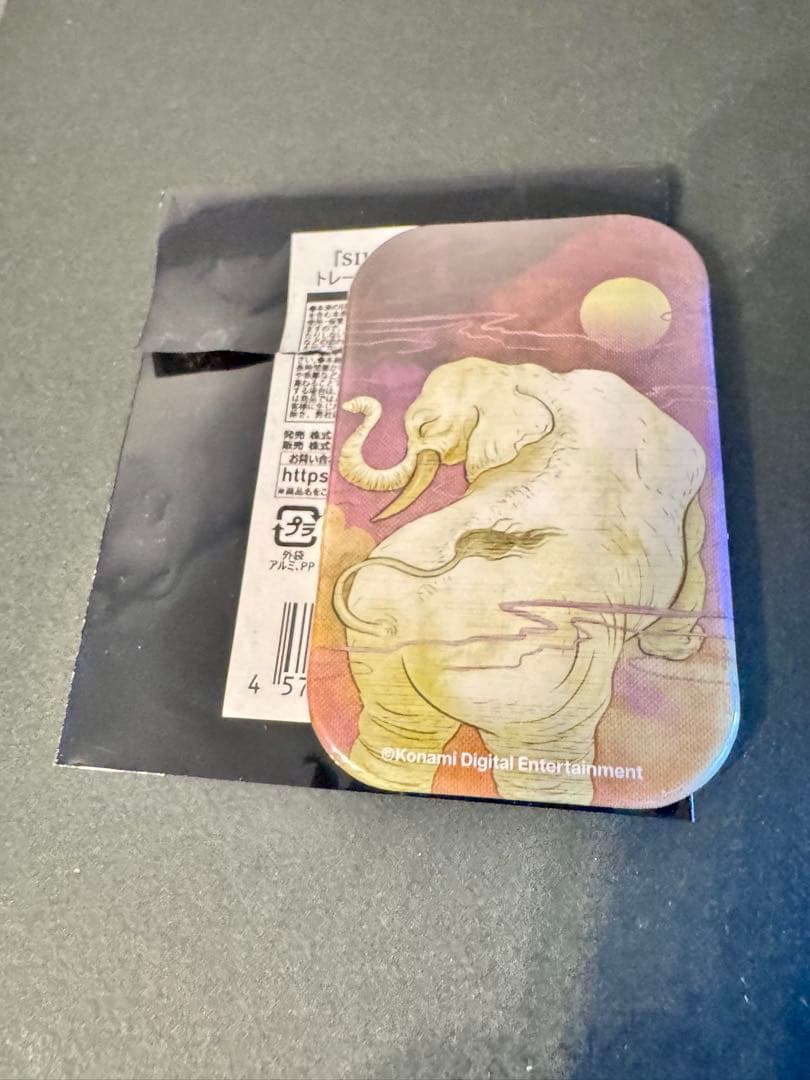 サイレントヒルf お守り缶バッジ　ゾウ