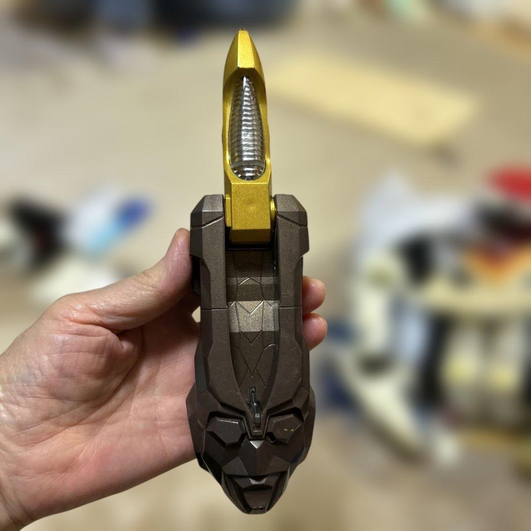 ウルトラマン ライオンデザイン玩具整体状态不佳