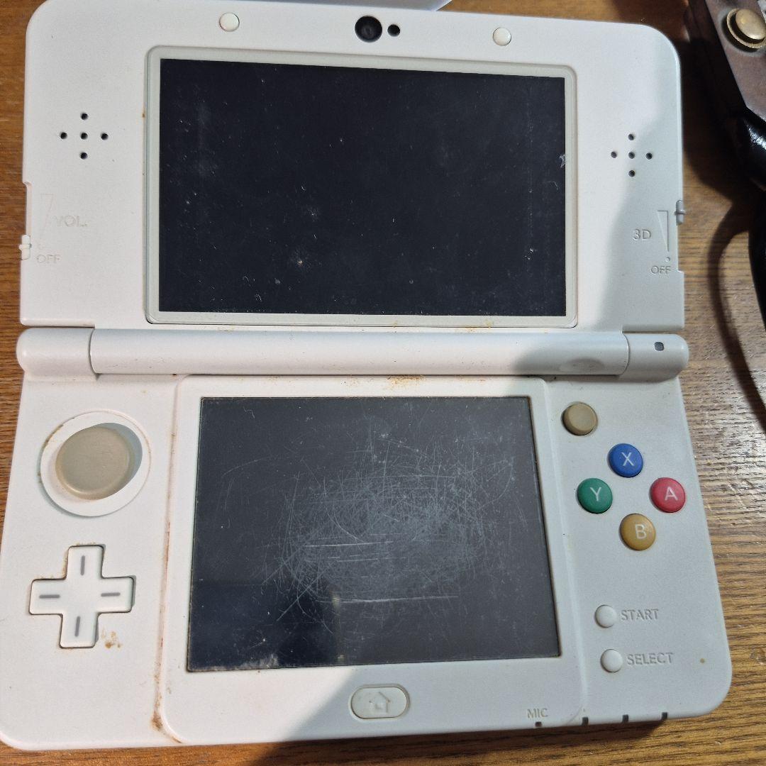 new3ds ホワイト　ジャンク　2057PSNintendo 3DS;整体状态不佳