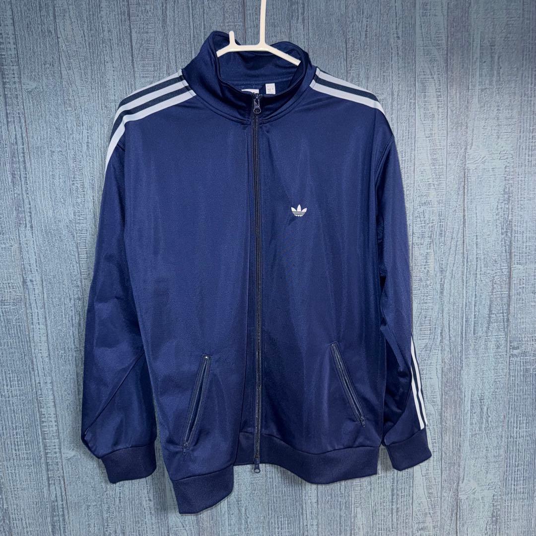 adidas ネイビー トラックジャケット