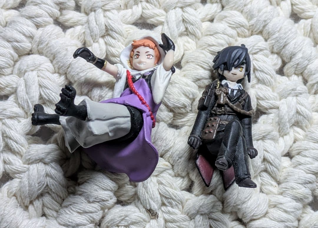 【刀剣乱舞】岩融＆燭台切光忠　PUTITTO　フチ子ミニフィギュア　プティット