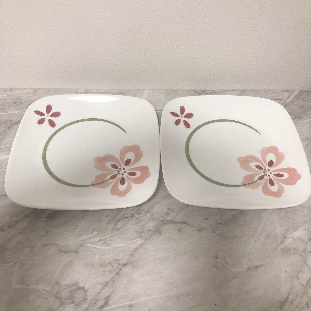 最終値下げコレール 花柄四角形プレート2枚セット
