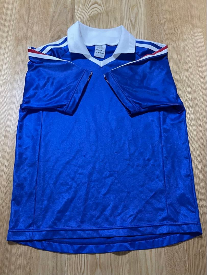 adidas アディダス 半袖シャツ 青色 160サイズ 中古 送料込