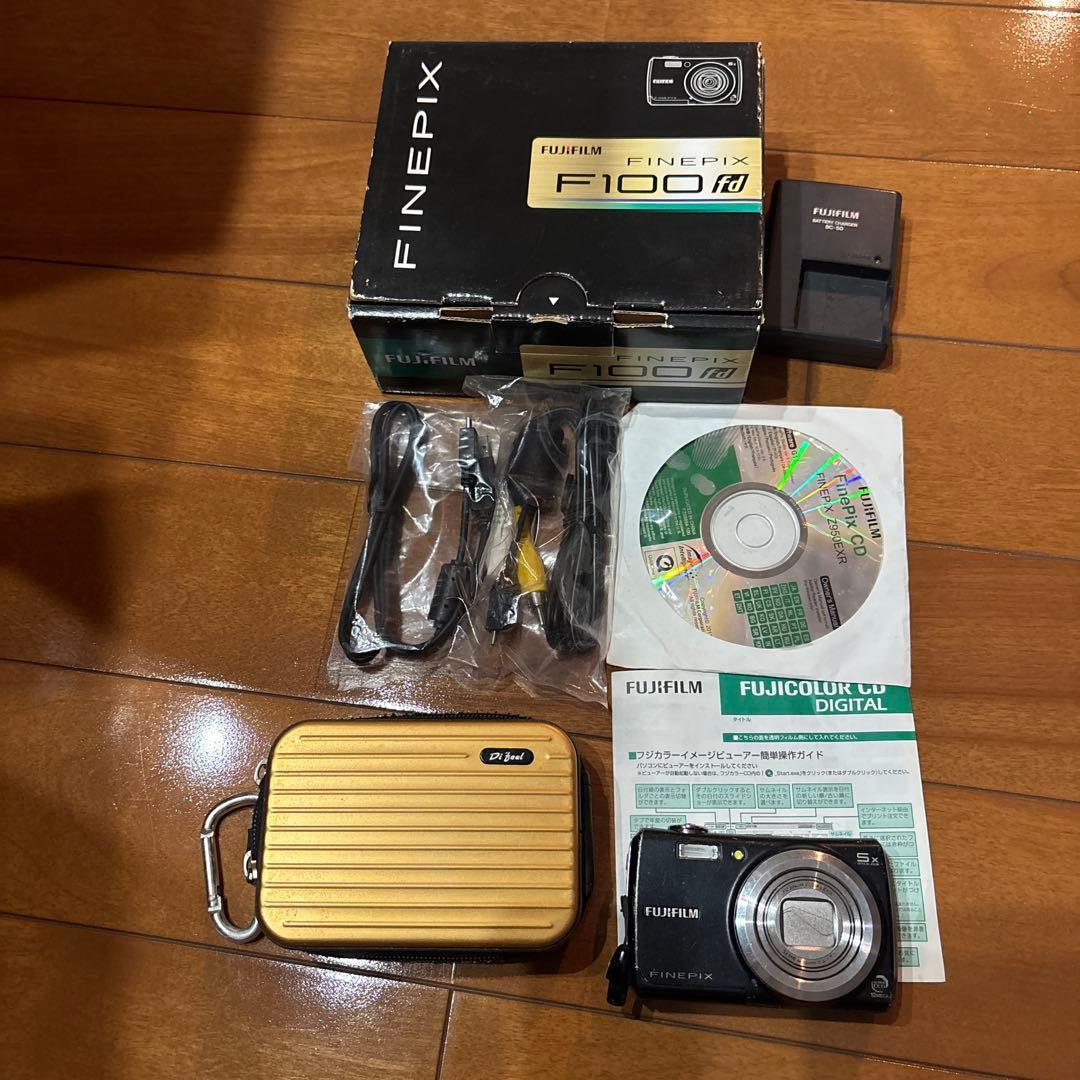 FUJIFILM FinePix F100fd デジタルカメラ 富士フイルム