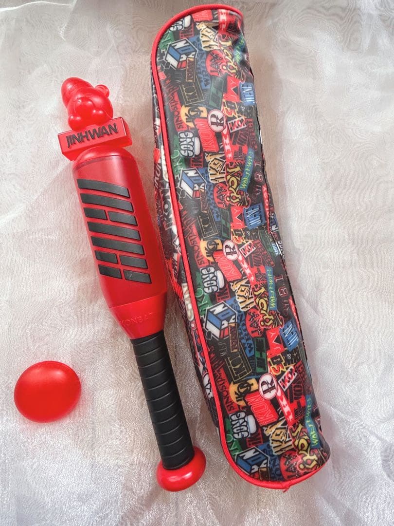 iKON KONBAT JINHWAN ペンライト 専用ケース付き有些许损伤或污渍