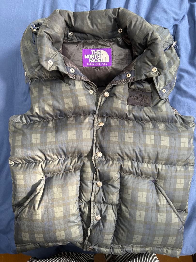 THE NORTH FACE パープルレーベル　ダウンベストTHE NORTH FACE;没有明显的损伤或污渍