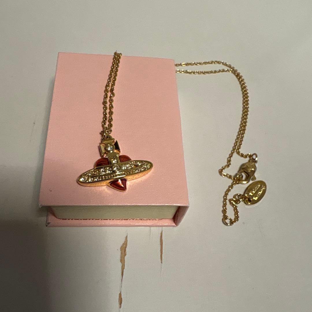 Vivienne Westwood ハートネックレス ヴィヴィアンウエストウッドVivienne Westwood;接近未使用