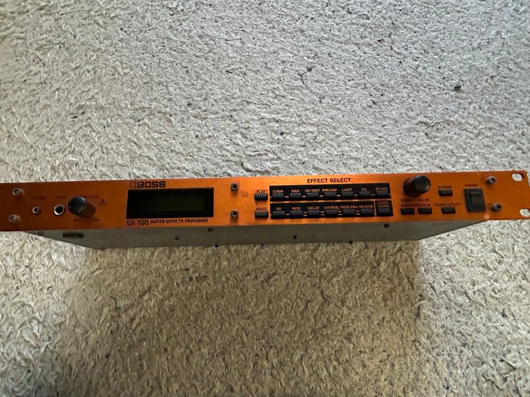 boss gx-700 guitar effects processor有些许损伤或污渍