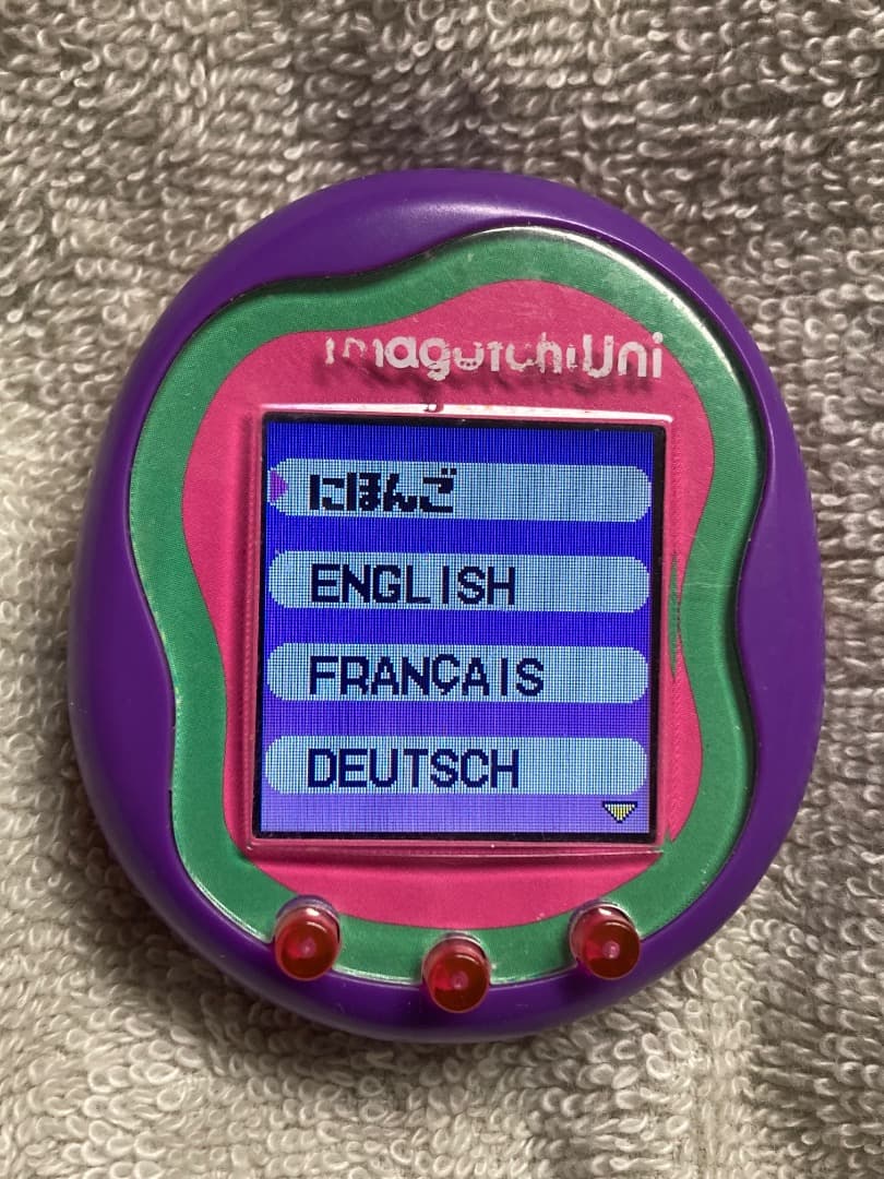 Tamagotchi Uni Purple 紫　たまごっちユニ有些许损伤或污渍