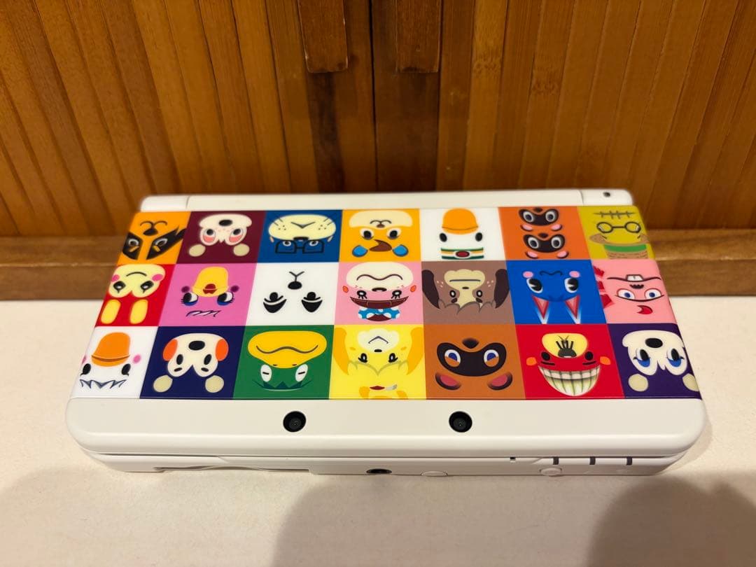【美品】Newニンテンドー3DS 本体　きせかえプレートパック　どうぶつの森