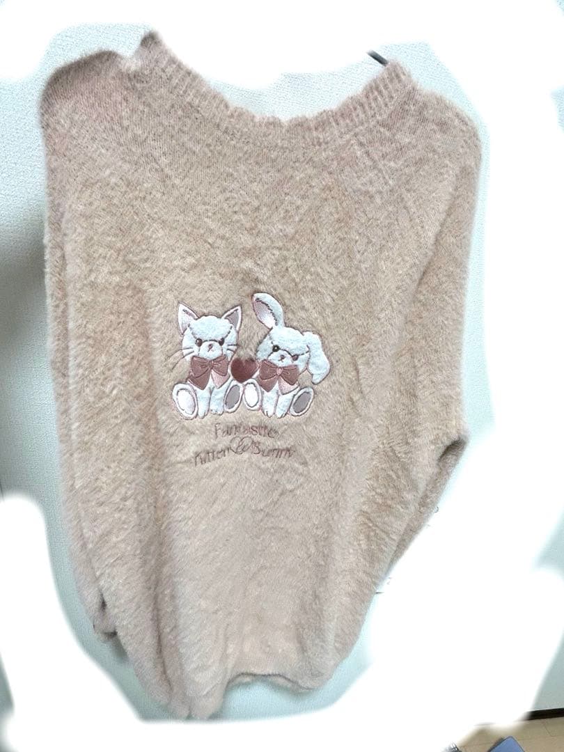 Amavel 長袖 シャギーニット 猫 うさぎ 刺繍