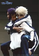 小坂涼太郎(凪誠士郎)・菊池修司(御影玲王)/ライブフォト・キャラクターショット/Blu-ray「舞台 ブルーロック」A-on STORE・会場予約特典舞台写真L判ブロマイドA