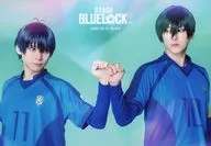竹中凌平(潔世一)・草地稜之(糸師凛)/横型・キャラクターショット/舞台「『ブルーロック』4th STAGE」物販購入特典2ショットブロマイド