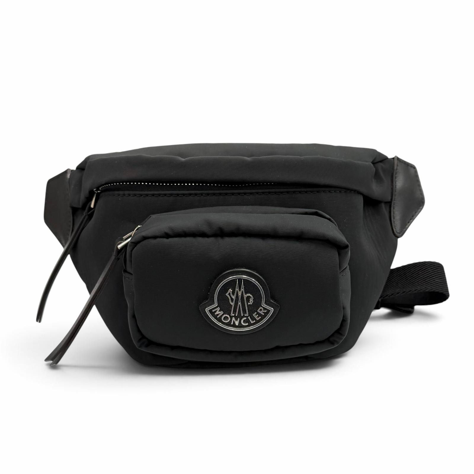 美品★MONCLER モンクレール 5M00001 M4659 FELICIE フェリシー レザーロゴパッチ ボディバッグ ブラック 正規品 レディース 保存袋付き【中古】