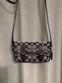 COACH コーチ シグネチャー柄 ショルダーバッグ ブラック×グレー