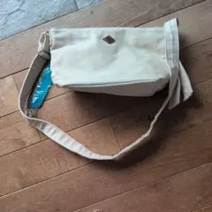 キャンバス ショルダーバッグ アイボリー