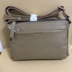 レザーショルダーバッグ　Dacota 新品
