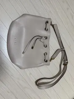 FURLA 巾着型 ショルダーバッグ グレージュ