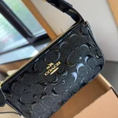 COACH ブラック ショルダーバッグ