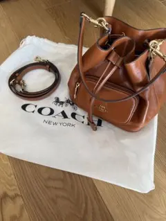 新品未使用　COACH 巾着 ショルダーバッグ ブラウン