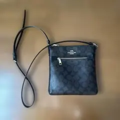 美品COACHショルダーバック