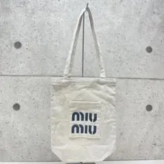 miumiuトートバック　ノベルティ小