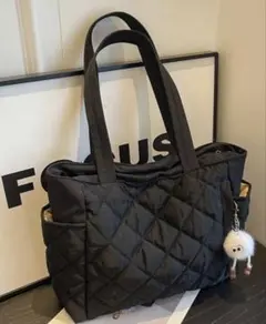【新品】ブラック　キルティング　トートバッグ　マザーズバッグ　手提げ　シンプル