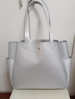 レディース　トートバッグ　グレー　軽量　A4サイズ収納可　新品未使用