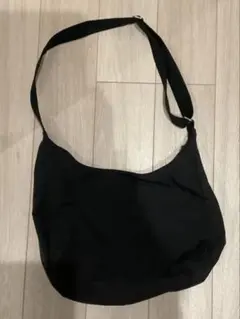 ブラックナイロンショルダーバッグ